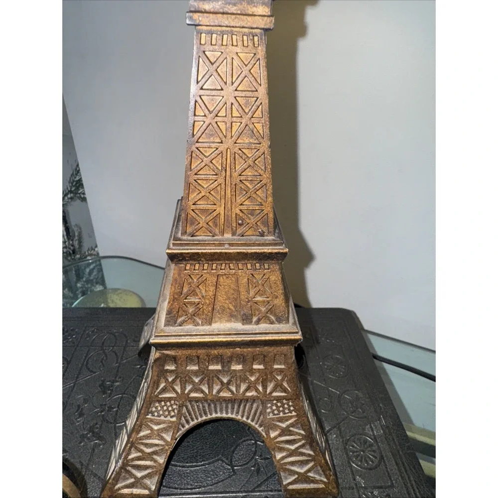 Eiffel Tower Lamp Base Metal 14.5in With‎ Linen Cream/tan Shade GW993